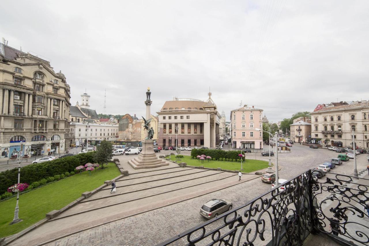 Апартаменты Lviv4U Экстерьер фото